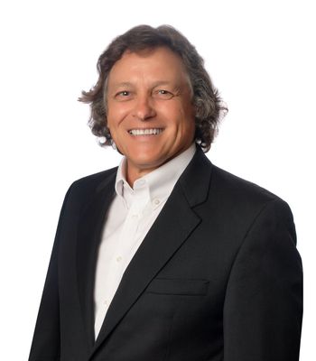 Portrait of Paul D. Einselen, REALTOR®.